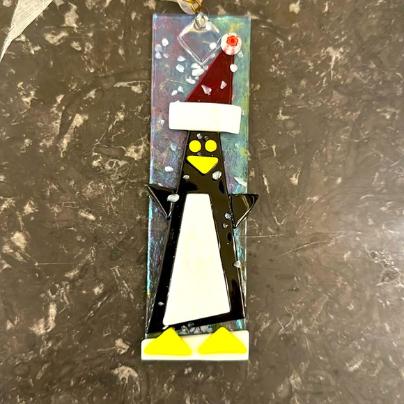 Back Porch Glass Other - NWT🎄BACK PORCH GLASS FUSED HANDMADE ORNAMENT- PENGUIN IN A SANTA HAT